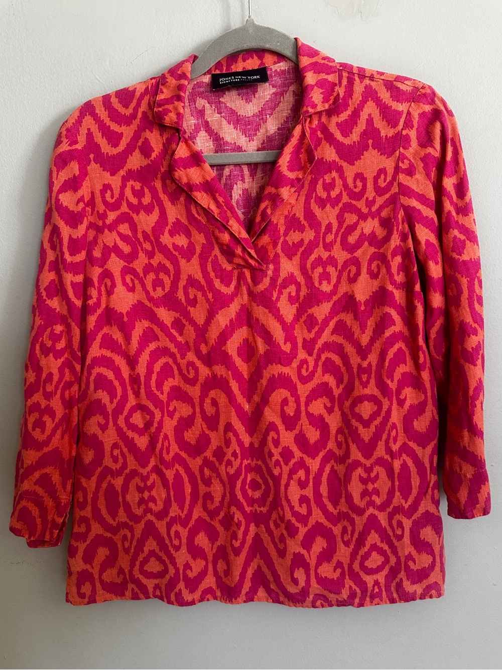 Jones New York Magenta Pink and Orange Ikat Print Linen Blouse Shirt Size PM